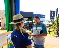 “Agência Rural” do Detran-PR realiza centenas de atendimentos aos visitantes do Show Rural em Cascavel