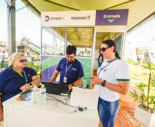 “Agência Rural” do Detran-PR realiza centenas de atendimentos aos visitantes do Show Rural em Cascavel