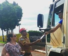 Durante todo o mês, o Departamento de Trânsito do Paraná (Detran) intensificou as ações educativas no Estado. Ao longo do Maio Amarelo, foram realizadas blitzs educativas, palestras, passeatas e até simulações de acidentes em empresas e escolas.  