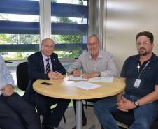 Detran Paraná envia projeto para beneficiar motoristas profissionais