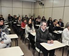 Projeto desenvolvido pelo Departamento de Trânsito do Paraná (Detran/PR) regionalizou a contratação de intérpretes na Linguagem Brasileira de Sinais (Libras).
