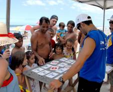O Departamento de Trânsito do Paraná (Detran) estará presente no Litoral do Estado e na Costa Oeste com serviços e atividades educativas a partir de 8 de janeiro. As ações vão percorrer as praias de Matinhos e Guaratuba, além dos municípios de Santa Helena e Santa Terezinha de Itaipu.