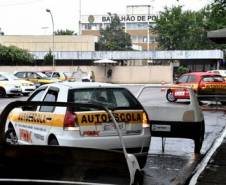O Departamento de Trânsito do Paraná alcançou durante o ano de 2013 o recorde histórico de emissão da Carteira Nacional de Habilitação. Foram 1.282.636 documentos emitidos, para motoristas que renovaram a licença, mudaram de categoria ou conquistaram a primeira CNH. Foto: Paulo Rosa/Detran