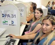 Usuários do Departamento de Trânsito do Paraná (Detran) agora contam com atendimento telefônico gratuito 24 horas, inclusive aos sábados e domingos.
