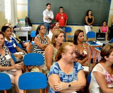 O Departamento de Trânsito do Paraná (Detran) deu início, nesta semana, a uma série de encontros com 1,5 mil professores da rede municipal de ensino, de 134 cidades paranaenses. Foto: Paulo Rosa/Detran