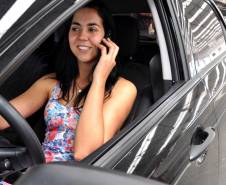 Os motoristas paranaenses cometeram cerca de 3 milhões de infrações de trânsito em 2013. É como se, a cada minuto, fossem cometidas seis violações às normas de circulação e conduta no Estado. Os dados são do Departamento de Trânsito do Paraná (Detran) e reúnem multas aplicadas nas vias municipais, rodovias estaduais e federais. Foto: Paulo Rpsa/Detran