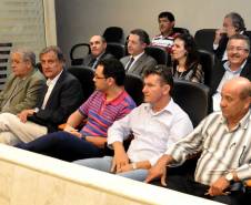 O diretor-geral do Departamento de Trânsito do Paraná, Marcos Traad, fez um pronunciamento na sessão plenária da Assembleia Legislativa, na tarde de segunda-feira (17). Ele usou a tribuna para apresentar um balanço das ações implementadas pela instituição e as metas para este ano, conforme proposição do deputado Ademar Traiano, líder do Governo no Legislativo estadual.Foto: Paulo Rosa/Detran