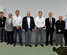 Representantes do Detran e da Afaplacas se reuniram nesta segunda-feira (24) para debater os avanços e as fragilidades da plataforma conjunta, lançada em junho de 2013 e que passa por um processo de aprimoramento. Foto: Paulo Rosa/Detran