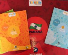 Detran promove palestras educativas e distribui cartilhas