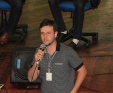 A Assessoria Especial de Juventude (AEJ), do Governo do Paraná, coordenada pelo assessor especial de juventude, Edson Lau Filho, reuniu mais de 200 jovens durante Audiência Pública Estadual, realizada em Tunas do Paraná.Tunas do Paraná, 29/06/2013.Foto: Divulgação AEJ