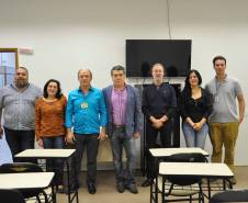 O Departamento de Trânsito do Paraná (Detran) inaugurou na tarde desta quinta-feira (25) o novo prédio da autarquia em Sarandi, no Noroeste do Estado. A unidade vai atender moradores da cidade, de Maringá e de mais oito municípios da Região. A partir de sexta-feira (26), o atendimento será feito normalmente, das 8h às 14h, e os usuários poderão optar por realizar os serviços na Ciretran da Avenida Antônio Volpato, que é paralela a BR 376, ou no Contorno Sul..Foto: Allan Marba