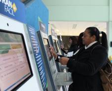 Detran instala terminais de autoatendimento em shopping centers e universidades.