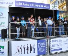 O Departamento de Trânsito do Estado (Detran-PR), que apoia a iniciativa de alerta para as principais causas de morte do sexo masculino, participou do evento de lançamento na Boca Maldita com a estreia do novo veículo do Detran Móvel. 