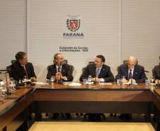 O Governo do Paraná lançou nesta segunda-feira (22) o novo site do Departamento de Trânsito do Paraná e o serviço de renovação automática da Carteira Nacional de Habilitação.