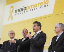 Governador Beto Richa lança as atividades do Maio Amarelo 2016, campanha de prevenção de acidentes e redução do número de vítimas no trânsito, junto com o diretor geral do Detran, Marcos Traad