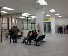 O Posto Central do Detran em Curitiba passou obras de manutenção e reparos ao longo do primeiro semestre de 2016 e está pronto para atender o público com mais conforto e acessibilidade. As adaptações foram negociadas com o proprietário do imóvel, que é alugado e fica na região Central, para evitar que a unidade fosse transferida para outro bairro.