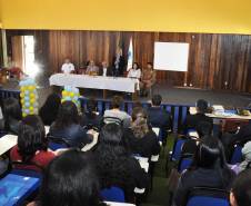 Começa nesta terça-feira (10), em Castro, o primeiro curso de formação de agentes da autoridade de trânsito, em cidades que possuem convênio com o Detran Paraná para municipalizar o trânsito gradativamente e que ainda não contam com este tipo de serviço.
