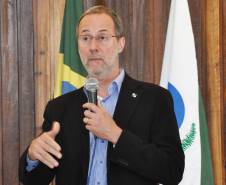 Começa nesta terça-feira (10), em Castro, o primeiro curso de formação de agentes da autoridade de trânsito, em cidades que possuem convênio com o Detran Paraná para municipalizar o trânsito gradativamente e que ainda não contam com este tipo de serviço.