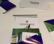O Governo do Paraná promove ao longo desta terça-feira (29) o 1º Fórum Estadual de Segurança no Trânsito e Prevenção de Acidentes. O evento que acontece em Curitiba reúne representantes do Estado e da sociedade civil. Objetivo é apresentar o Projeto Vida no Trânsito que busca redução de acidentes e ainda aderir como parceiros novos municípios paranaenses. 