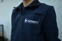 Detran-PR abre processo licitatório para disponibilizar uniforme para seus colaboradores