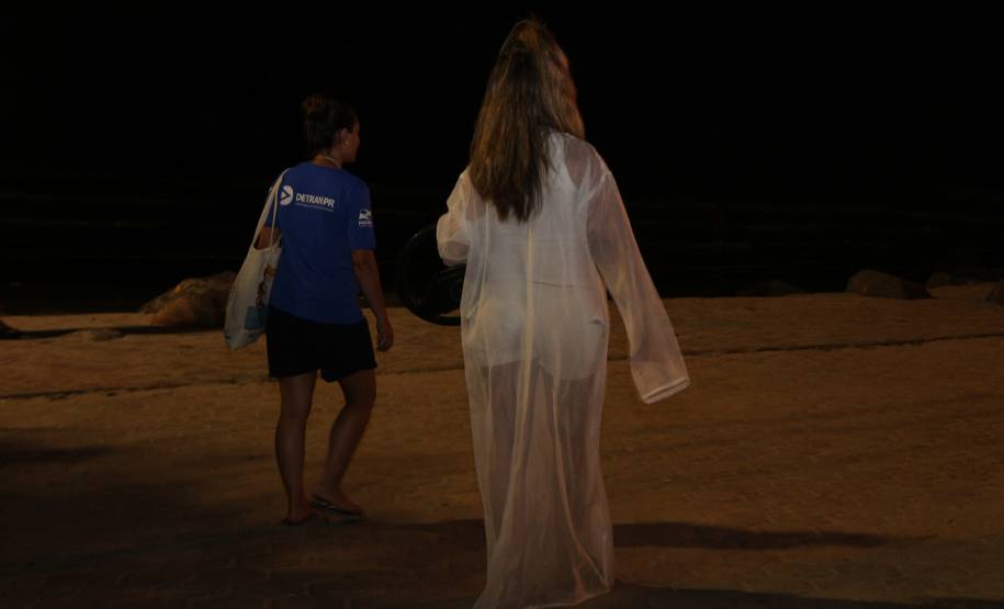 Detran aborda mais de 2 mil pessoas em bares e lanchonetes do Litoral durante a campanha Se Liga no Trânsito