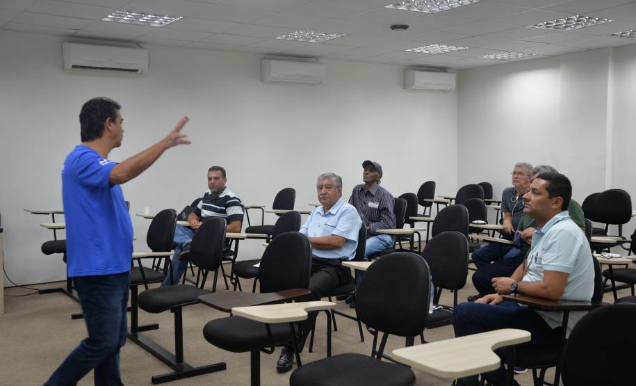 Motoristas da Secretaria da Fazenda do Paraná fazem curso no Detran-PR