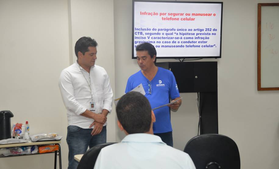 Motoristas da Secretaria da Fazenda do Paraná fazem curso no Detran-PR