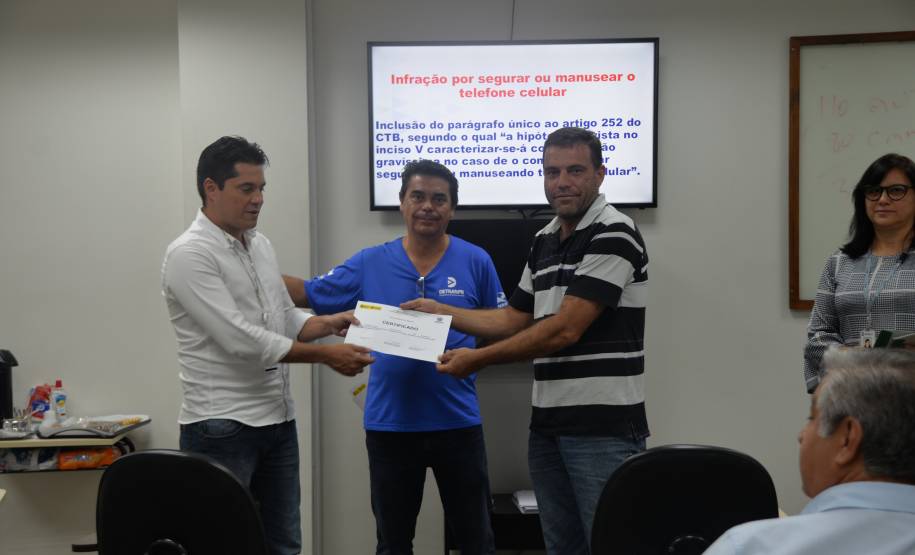 Motoristas da Secretaria da Fazenda do Paraná fazem curso no Detran-PR