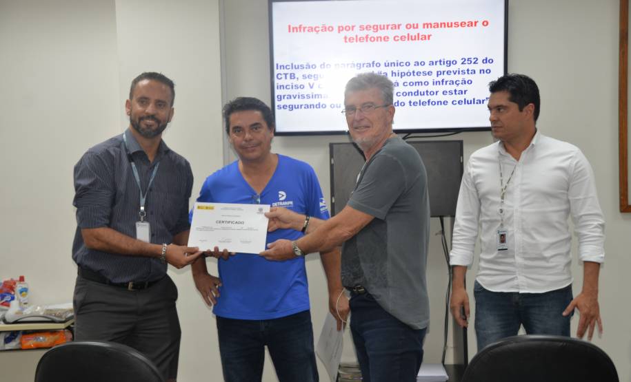 Motoristas da Secretaria da Fazenda do Paraná fazem curso no Detran-PR