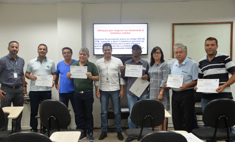 Motoristas da Secretaria da Fazenda do Paraná fazem curso no Detran-PR