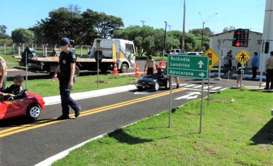 Diretoria do Detran-PR visita Escolinha de Trânsito de Arapongas