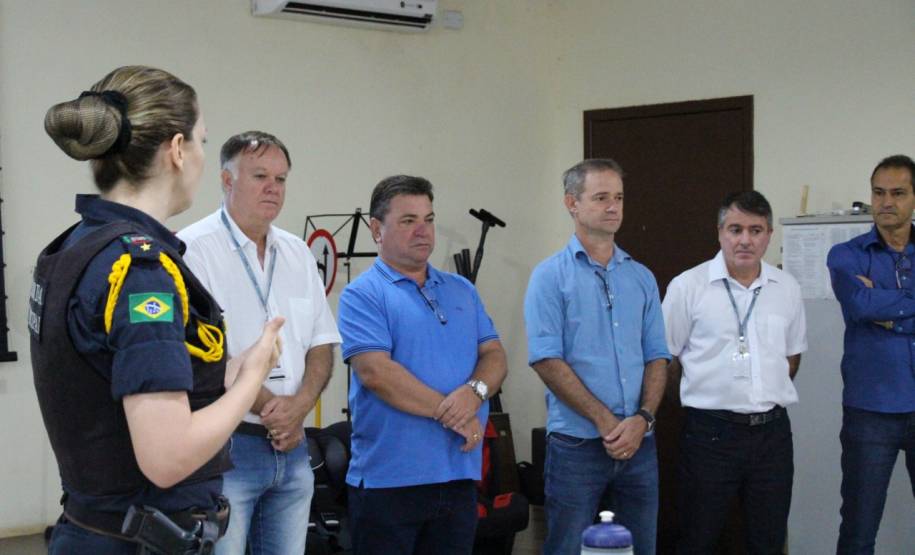 Diretoria do Detran-PR visita Escolinha de Trânsito de Arapongas