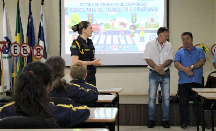 Diretoria do Detran-PR visita Escolinha de Trânsito de Arapongas