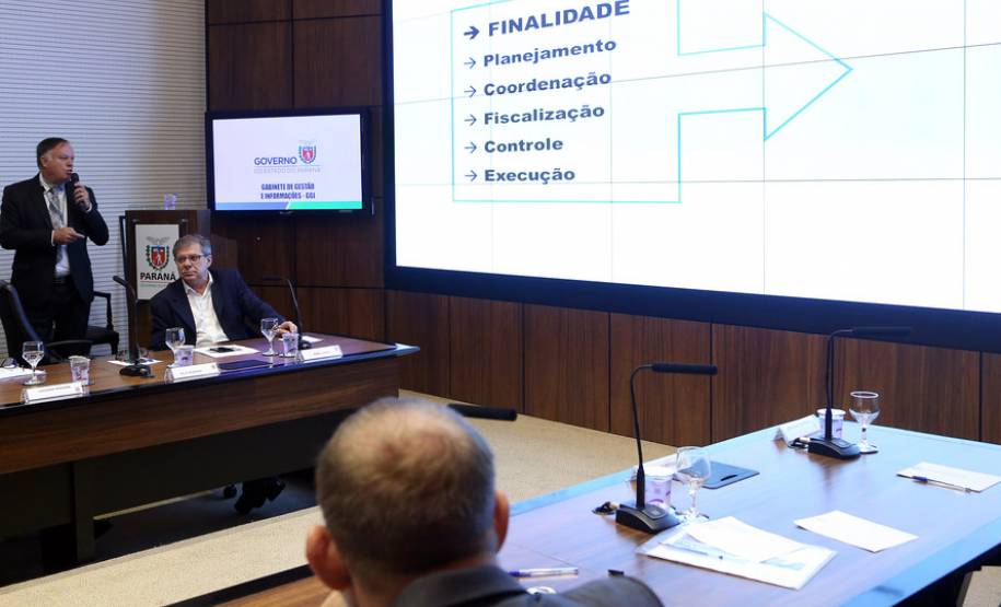 Diretor-geral do Detran, Cesar Kogut, apresenta projetos do Detran no Palácio Iguaçu