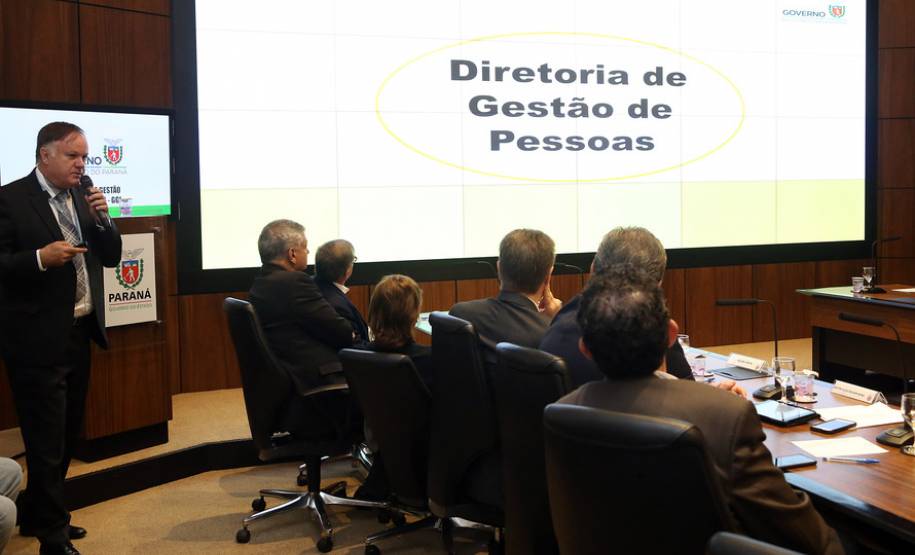 Diretor-geral do Detran, Cesar Kogut, apresenta projetos do Detran no Palácio Iguaçu