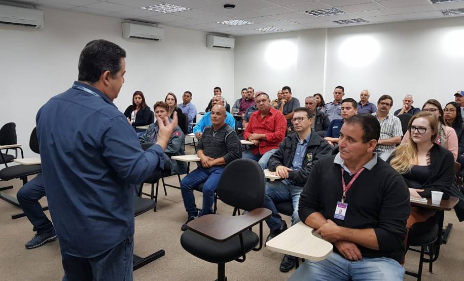 Palestra para servidores da Prefeitura de Piraquara
