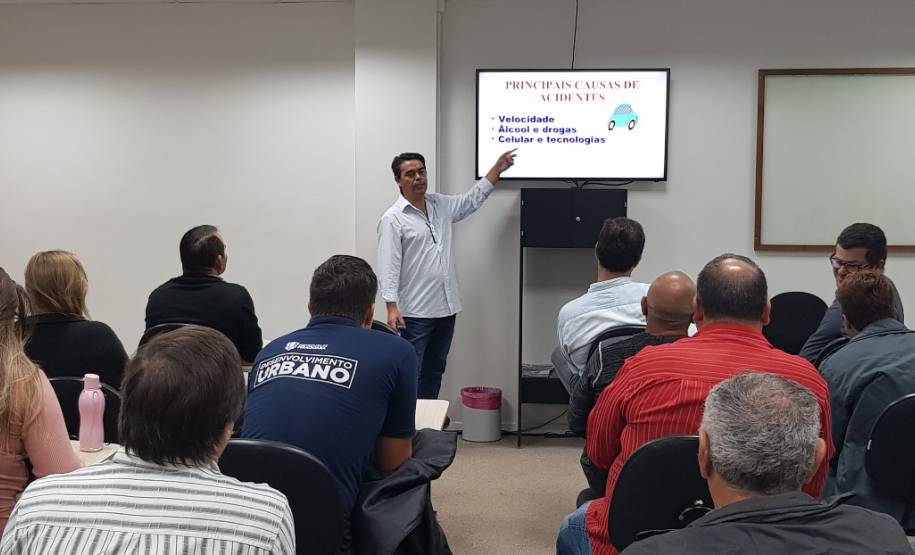 Palestra para servidores da Prefeitura de Piraquara