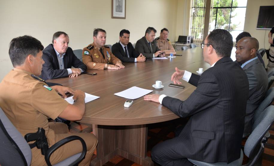 Diretores do Detran-PR se reúnem com representantes de órgãos fiscalizadores de trânsito da PMPR e PRF