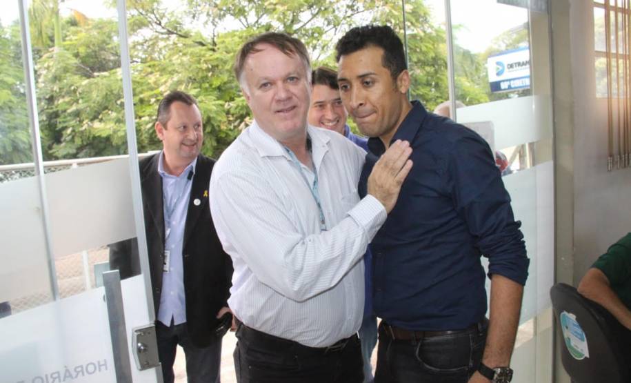 Diretor-geral do Detran visita Colorado e Bandeirantes