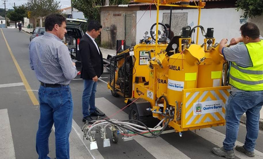 Nesta quinta-feira (9), o diretor de gestão de pessoas e desenvolvimento profissional, Marinho Guimarães, do Departamento de Trânsito do Paraná (Detran-PR) esteve no município de Quatro Barras com o prefeito Ângelo Andreatta (Lara).