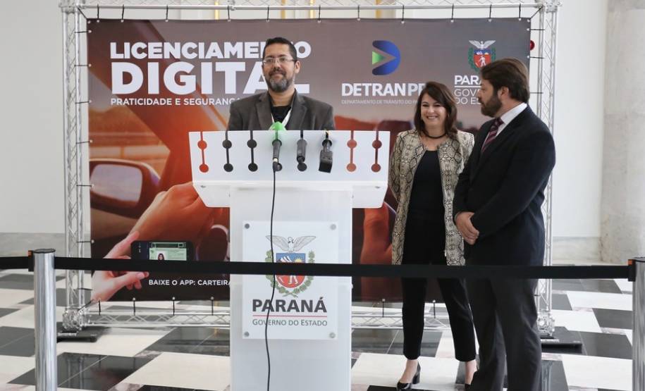 Donos de veículos do Paraná já podem contar com o CRLV Digital
