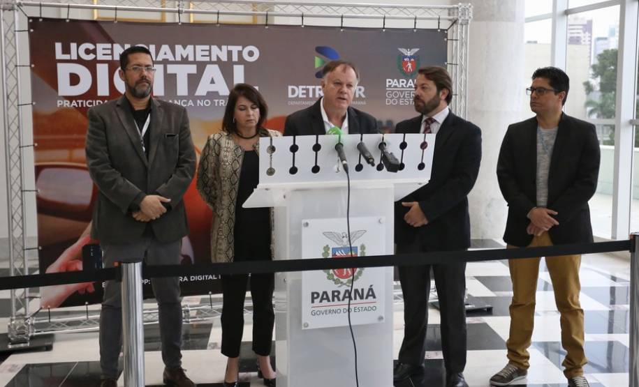 Donos de veículos do Paraná já podem contar com o CRLV Digital