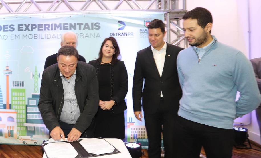 Detran-PR busca soluções inteligentes para a mobilidade urbana