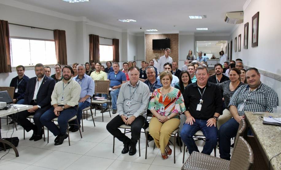 Diretoria do Detran no 4º Encontro Regional Técnico Operacional em Cianorte