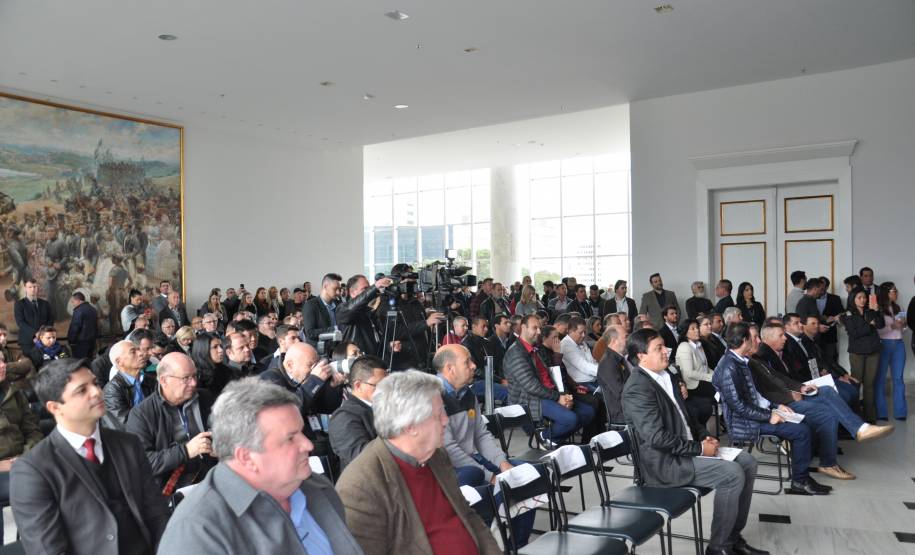 Governo repassa R$6 milhões para sinalização viária em 39 cidades