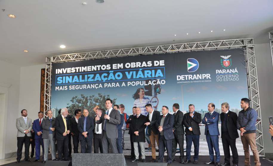 Governo repassa R$6 milhões para sinalização viária em 39 cidades