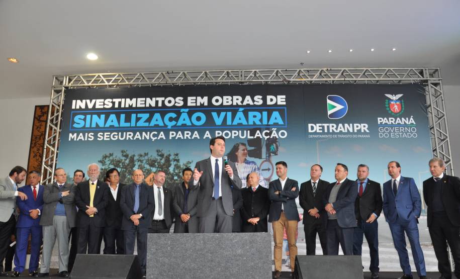 Governo repassa R$6 milhões para sinalização viária em 39 cidades