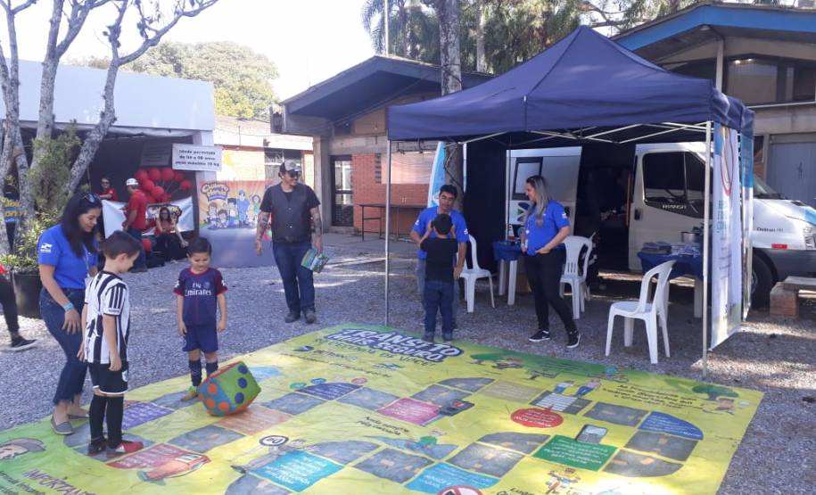 Detran leva atividades educativas para a 5º BMS Motorcycle em Curitiba