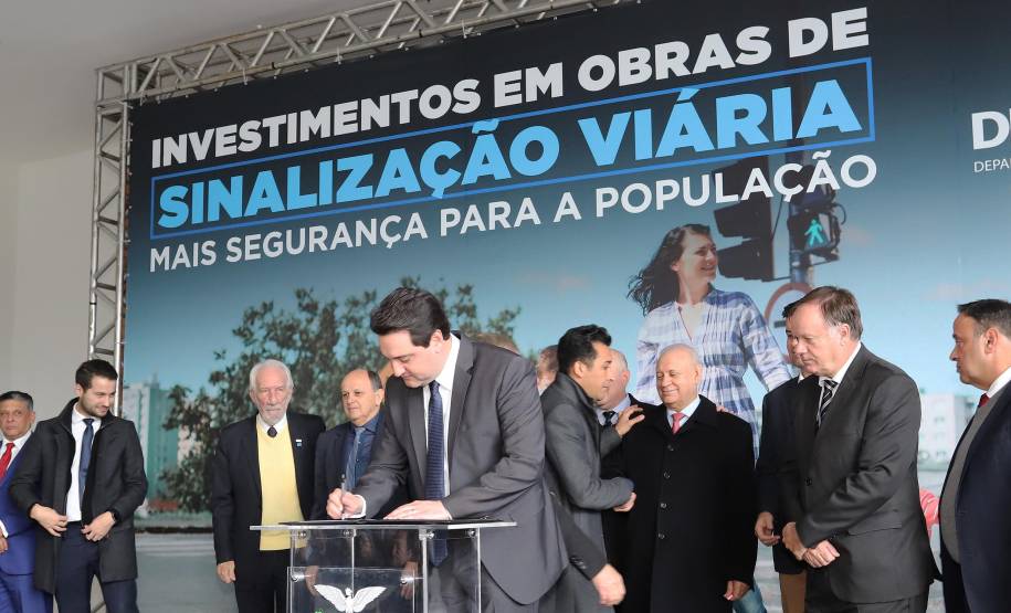 Governo repassa R$6 milhões para sinalização viária em 39 cidades