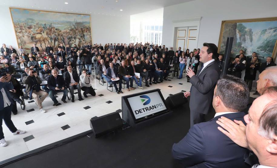 Governo repassa R$6 milhões para sinalização viária em 39 cidades